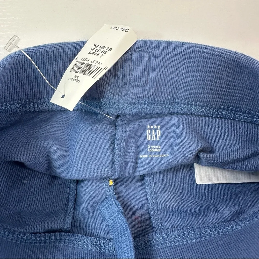 Bundled Lot of GAP Blue Truck Holiday and Gray Lightening Bolts Pull-On Joggers